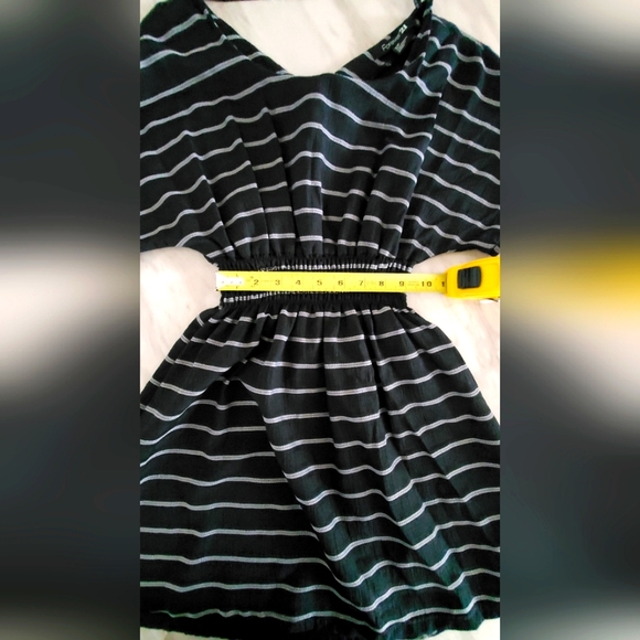Striped black mini dress. Open back. Wide arms. Size small. - Picture 4 of 6